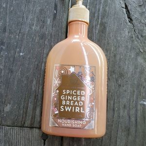 FREE Bath & Body Works Ginger Bread Swirl Soap